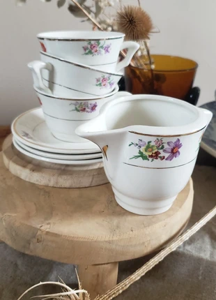 Vintage 🏵 Ensemble joli Pot à lait et ses 3 tasses en porcelaine, marke: Moulin des Loups, zustand: Gut, 4,00 €, 4,90 € beinhaltet Vinted-Käuferschutz Pro