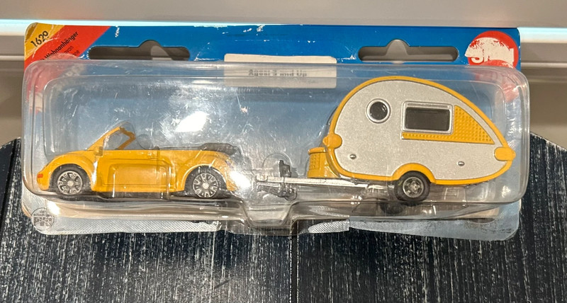 Siku Volkswagen Bug & Camper 1