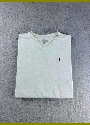 T-shirt Ralph Lauren col V gris clair logo brodé rouge taille XL, marque: Ralph Lauren, état: Très bon état, taille: XL, 14,00 €, 15,40 € Protection acheteurs incluse