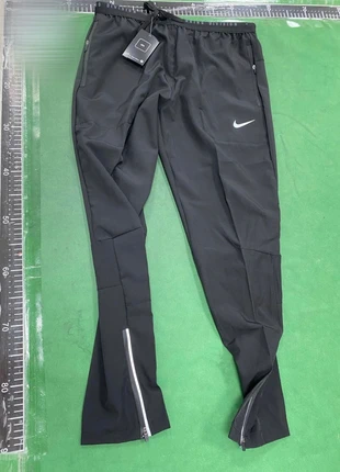 Bas jogging pantalon Nike running phenom élite division neuf noir, brand: Nike, condition: Very good, size: M, €39.90, €42.60 includes Buyer Protection