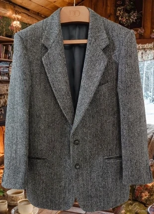 Blazer maschile a Chevrons Realizzato in Italia 🇮🇹, brand: Harris Tweed, condizioni: Ottime, taglia: 46, €65.00, €68.95 include la Protezione acquisti