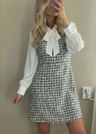 Robe élégante avec col V et nœud contrasté, brand: Atelier Vey London, condition: New without tags, size: M / 38 / 10, €29.00, €31.15 includes Buyer Protection