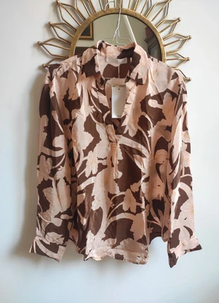 Camicia Mango M, in viscosa, stampa floreale, nuova con cartellino. Misure nelle foto, marca: Mango, estado: Novo com etiquetas, tamanho: M / 38 / 10, €15.00, €16.45 inclui Proteção do Comprador