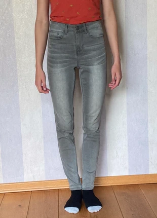 Grijze skinny jeans Vila Vicommit Felicia Slim RW, merk: Vila, staat: Heel goed, maat: S / 36 / 8, € 8,00, € 9,10 inclusief Kopersbescherming