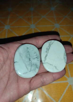 Galets plats howlite, brand: Pierre, condition: New without tags, €4.20, €5.11 includes Buyer Protection