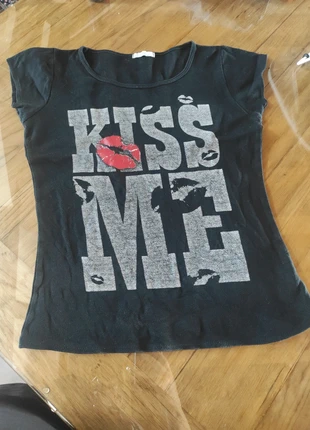 Tee shirt MIM, marke: Mim, zustand: Zufriedenstellend, größe: M / 38 / 10, 1,00 €, 1,75 € inklusive Vinted-Käuferschutz