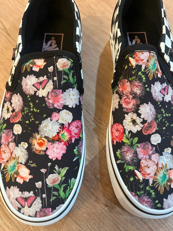 NWT - Vans Asher 2