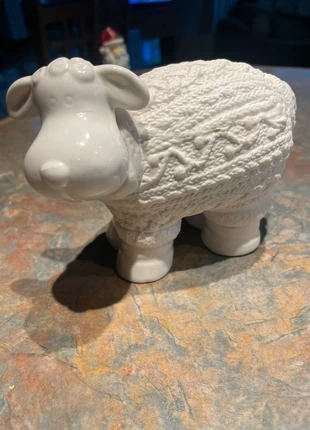 ANYU Fine Porcelain sheep, brand: anyu, condition: Very good, €8.00, €9.10 includes Buyer Protection