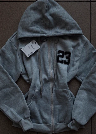 Streetwear Y2k zip up hoodie fitted vintage 2000s S, marque: Findings7, état: Neuf avec étiquette, taille: S / 36 / 8, 19,00 €, 20,65 € Protection acheteurs incluse