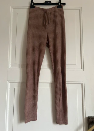 Pantalon côtelé Shein Petite, merk: Shein, staat: Heel goed, maat: XXS / 32 / 4, € 3,50, € 4,38 inclusief Kopersbescherming