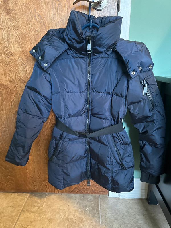 Navy blue girls down coat, with hood and black belt