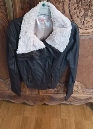 blouson aviateur ddp, marke: DDP, zustand: Sehr gut, größe: S / 36 / 8, 40,00 €, 42,70 € inklusive Vinted-Käuferschutz