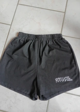 Short shein taille 34 🌹, marke: Shein, zustand: Sehr gut, größe: XS / 34 / 6, 5,00 €, 5,95 € beinhaltet Vinted-Käuferschutz Pro