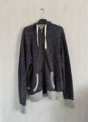 Gilet Deeluxe taille L, merk: Deeluxe, staat: Heel goed, maat: L, € 7,00, € 8,05 inclusief Kopersbescherming