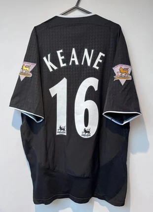 Manchester United 2003/04 away football shirt Roy Keane, brand: Nike, condition: Very good, size: M, £89.00, £94.15 includes Buyer Protection