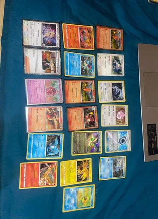 19 cartes Pokémon, brand: Pokémon, condition: Good, €7.00, €8.05 includes Buyer Protection