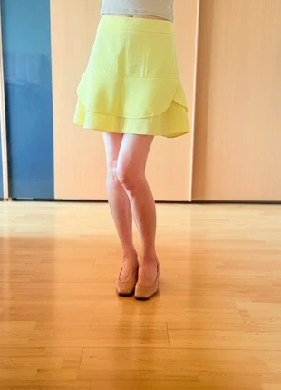 Jupe courte jaune citron à volants, doublée, taille 36 (S), marca: Vintage Dressing, estado: Muito bom, tamanho: S / 36 / 8, €15.00, €16.45 inclui Proteção do Comprador