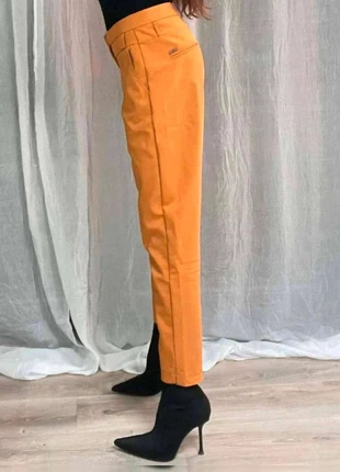 Pantalon  tailleur  jaune  moutarde,  excellent  état, brand: Chic & Jeune, condition: Very good, size: S / 36 / 8, €22.00, €23.80 includes Buyer Protection