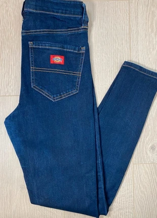 Jean Dickies bleu, marke: Dickies, zustand: Gut, größe: XXXS / 30 / 2, 5,00 €, 5,95 € beinhaltet Vinted-Käuferschutz Pro