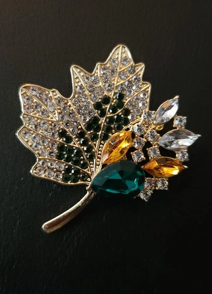 Broche Golden Leaf Vintagelook, merk: geen, staat: Nieuw zonder prijskaartje, € 3,50, € 4,38 inclusief Kopersbescherming