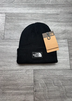 Bonnet The North Face – Noir – Neuf avec étiquette, marque: The North Face, état: Neuf avec étiquette, taille: Taille unique, 15,00 €, 16,45 € Protection acheteurs incluse
