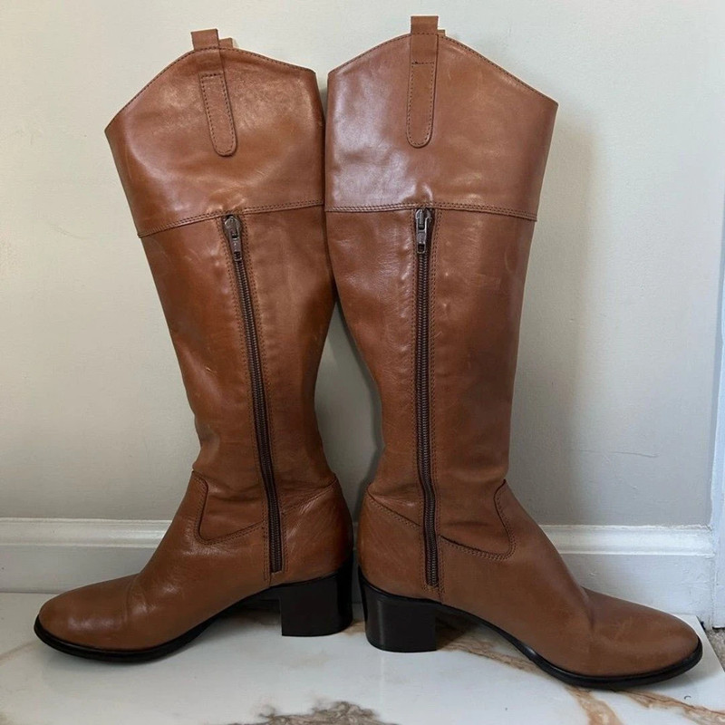 Charles David Braden Cognac Color Leather Boot 2.5" Heel Size 6 5
