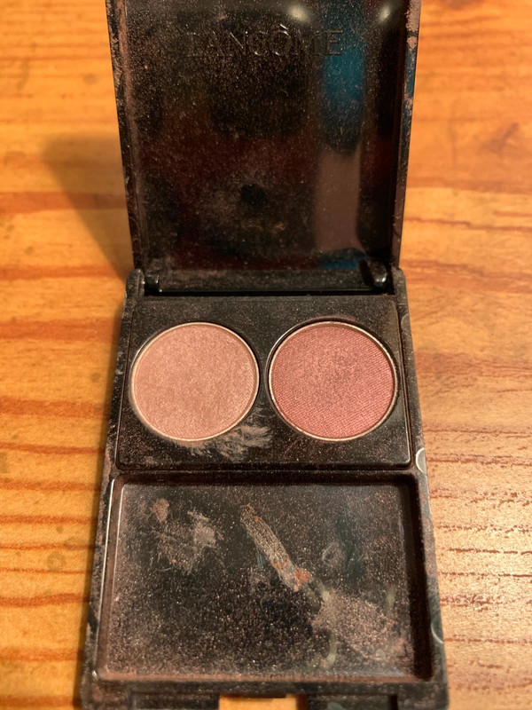 Lancome Eyeshadow (Shimmer Light Pink, Shimmer Dark Pink) 1