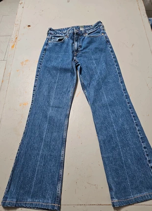 Jeans a zampa taglia=38, état: Neuf sans étiquette, taille: M / 38 / 10, 5,00 €, 5,95 € Protection acheteurs incluse