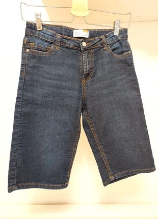 Pantalón corto vaquero oscuro, merk: El Corte Inglés, staat: Heel goed, maat: 11 jaar / 146 cm, € 2,64, € 3,47 inclusief Kopersbescherming