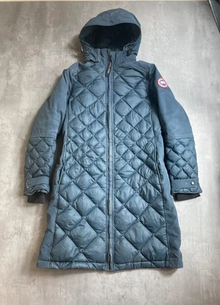 Canada goose doudoune matelassé longue marine S, marque: Canada Goose, état: Bon état, taille: S / 36 / 8, 100,00 €, 105,70 € Protection acheteurs (Pro) incluse