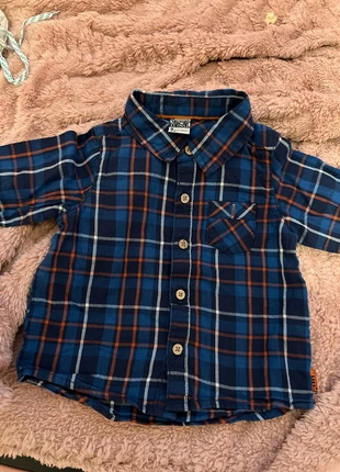 Chemise bébé, merk: Tape à l'œil, staat: Heel goed, maat: 6-9 maanden / 68 cm, € 1,00, € 1,75 inclusief Kopersbescherming