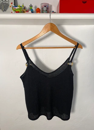 Blusa corta con detalles en los tirantes, marca: Stradivarius, estado: Muy bueno, tamaño: S / 36 / 8, 2,00 €, 2,80 € Protección al comprador incluida