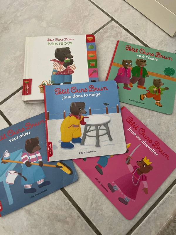 5 livres petit ours brun de poche et mes repas