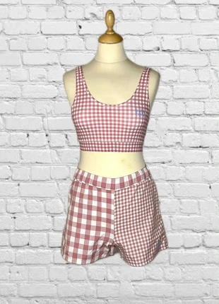 Conjunto croptop + shorts Vans, marca: Vans, estado: Nuevo sin etiquetas, tamaño: XS / 34 / 6, 50,00 €, 53,20 € Protección al comprador incluida