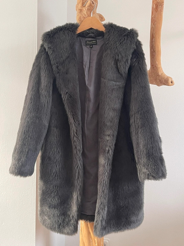 Ruby and discount ed fur coat