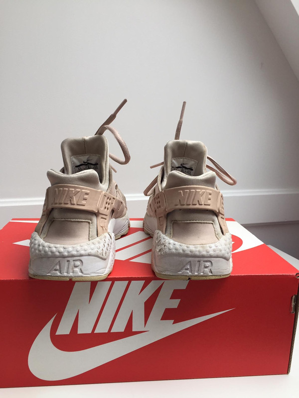 Nike Air Huarache Run rose Vinted
