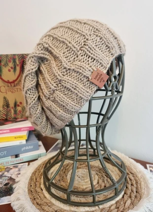 Bonnet "Chum" ~ MadeHand By Emy 19, staat: Nieuw zonder prijskaartje, maat: Universele maat, € 12,00, € 13,30 inclusief Kopersbescherming