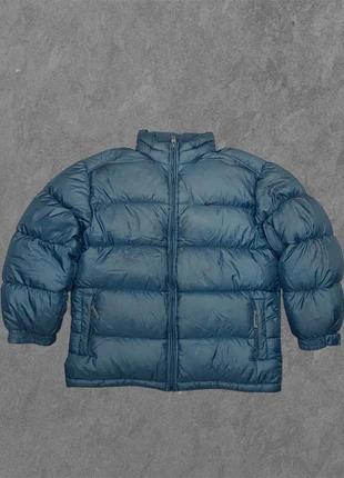 Doudoune veste puffer Nike solo swoosh vintage 00s logo brodé Y2k vintage taille S, marque: Nike, état: Très bon état, taille: S, 64,99 €, 68,94 € Protection acheteurs incluse