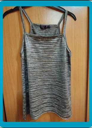 Top de alças Fame dourado/prateado S | Top à bretelles Fame or/argent T.S, marque: Fame, état: Neuf avec étiquette, taille: S / 36 / 8, 10,00 €, 11,20 € Protection acheteurs incluse