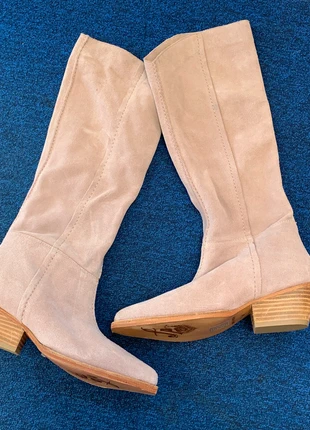 Free People Sway Low Slouch Pink Suede Boots (G/A53406,g9), brand: Free People, condition: Very good, size: 3, £25.00, £26.95 includes Buyer Protection Pro