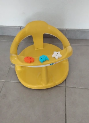 Anneau de bain bébé – Jaune vif avec jouets intégrés, brand: Petits, condition: Very good, size: One size, €6.00, €7.00 includes Buyer Protection