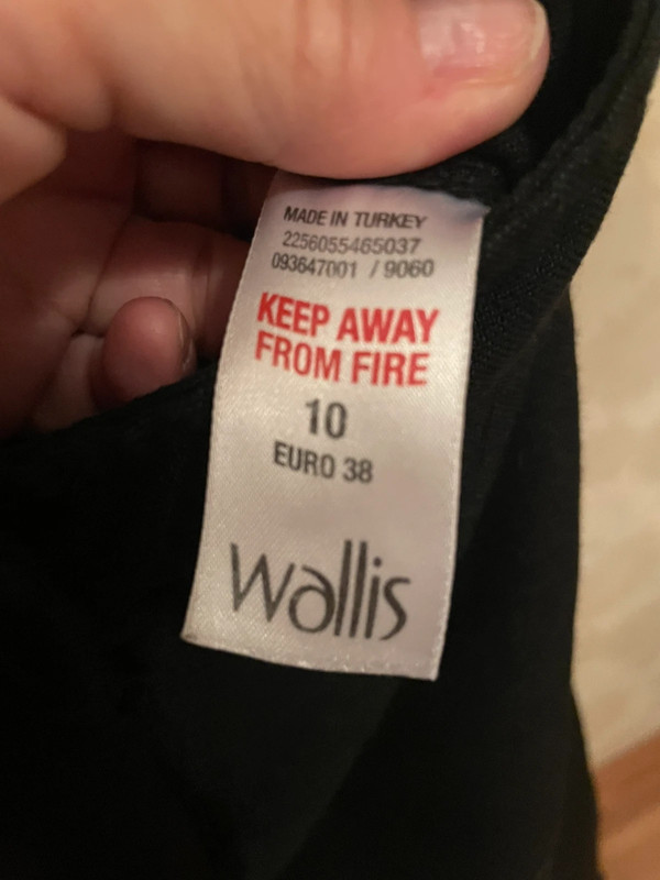 Wallis cropped trousers 4