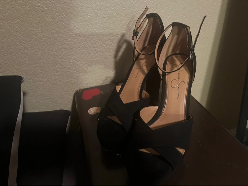 Black Heels Size 8 1/2 3