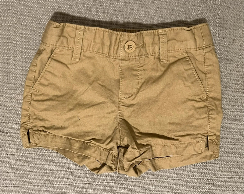 Old Navy Cargo Shorts Size 18-24 Months 2