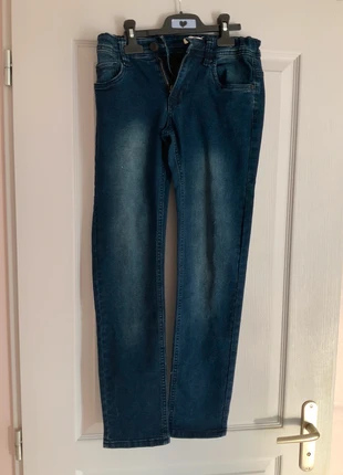 Jeans, marca: Gémo, estado: Muy bueno, tamaño: 12 años / 152 cm, 2,00 €, 2,80 € Protección al comprador incluida