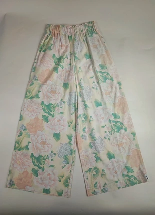 Pantalon large fleuri taille XS, estado: Nuevo con etiquetas, tamaño: XS / 34 / 6, 35,00 €, 37,45 € Protección al comprador incluida