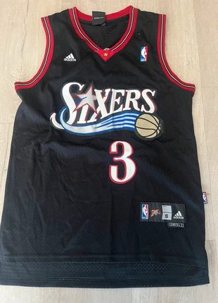 Maillot Philadelphia 76ers “Allen Iverson #3” Vintage extérieur noir collector, marke: adidas, zustand: Neu, größe: S, 35,00 €, 37,45 € inklusive Vinted-Käuferschutz
