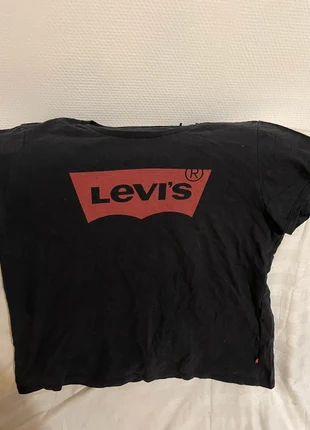T-shirt levis, marque: Levi's, état: Bon état, taille: L, 10,00 €, 11,20 € Protection acheteurs incluse
