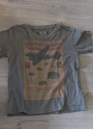 T shirt overlord omaha beach, marque: Overlord, état: Très bon état, taille: 8 ans / 128 cm, 2,50 €, 3,33 € Protection acheteurs incluse