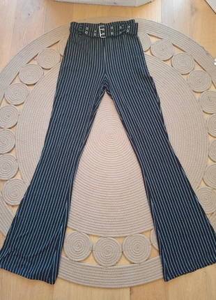 🖤 Pantalon noir à rayures Vintage - Heartbreak - T.XS/S (34/36), marke: Heartbreak, zustand: Sehr gut, größe: XS / 34 / 6, 6,00 €, 7,00 € beinhaltet Vinted-Käuferschutz Pro